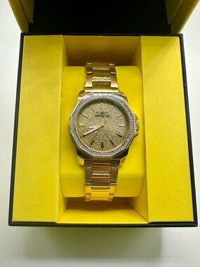 NEW IN BOX✨ Invicta Speedway Women's Watch Mineral Crystal - 34mm, Gold (49130)